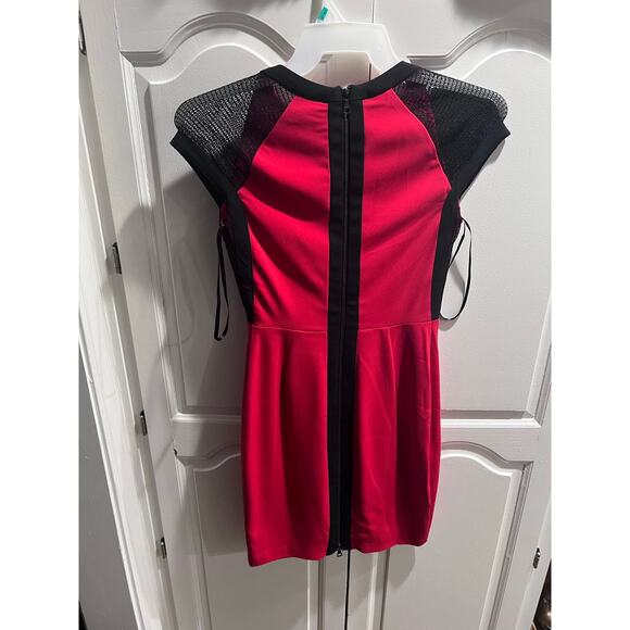 Caché Women’s Red Black Mesh Bodycon Cocktail Mini Dress Size 0 NWT - Picture 4 of 15
